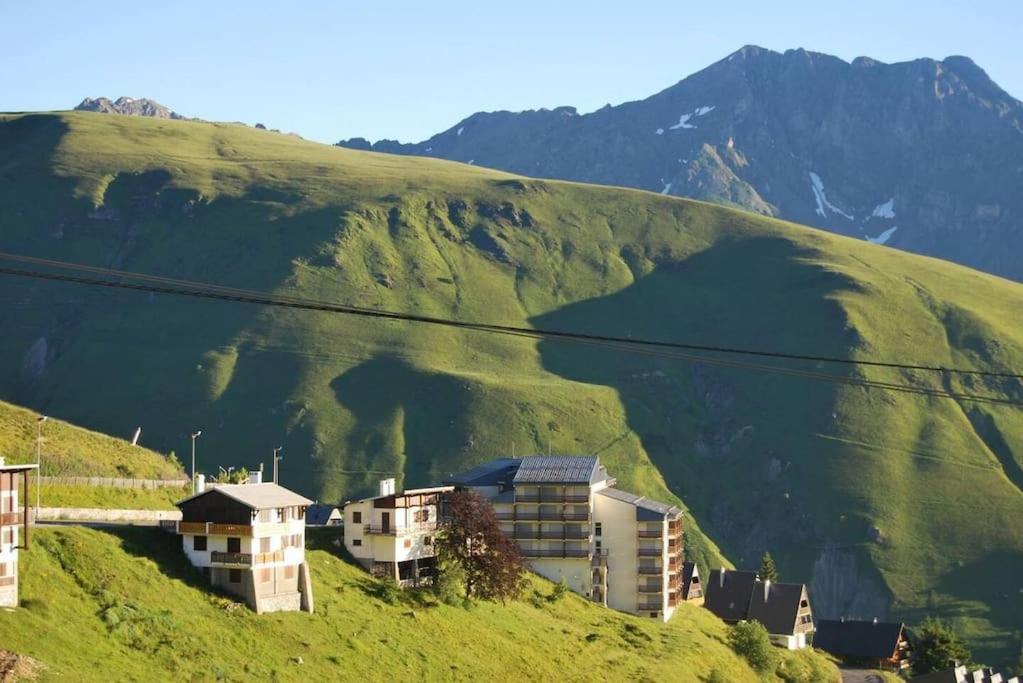 Vue Panoramique Sur Les Pyrenees Apartment Saint-Lary-Soulan Exterior photo